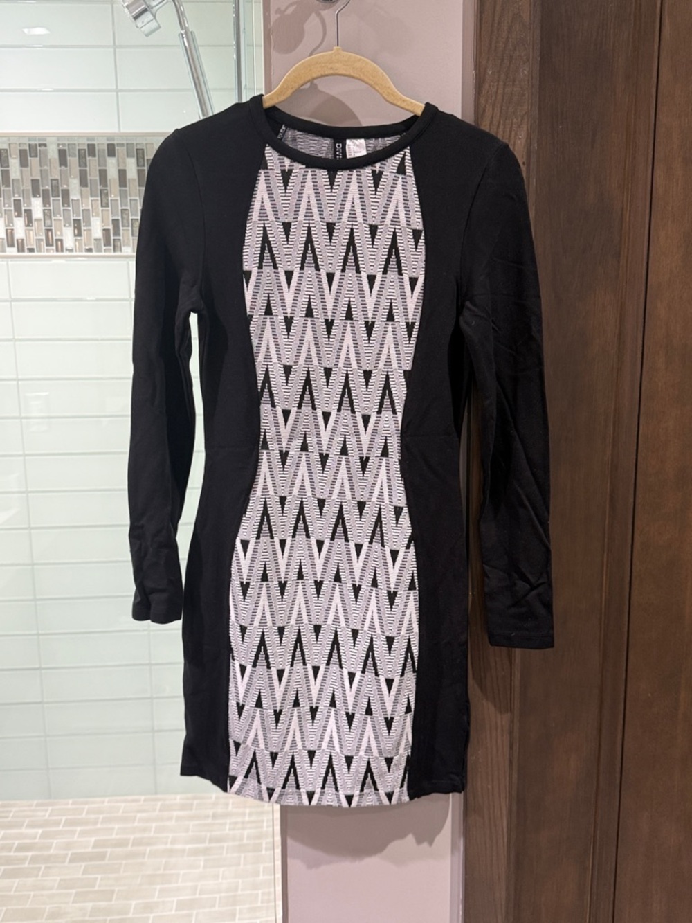 Divided Black Long-Sleeve Dress with White Geometric Center Panel